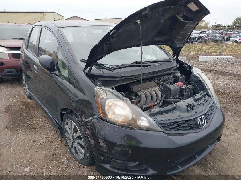 2013 HONDA FIT SPORT - JHMGE8H59DC069819