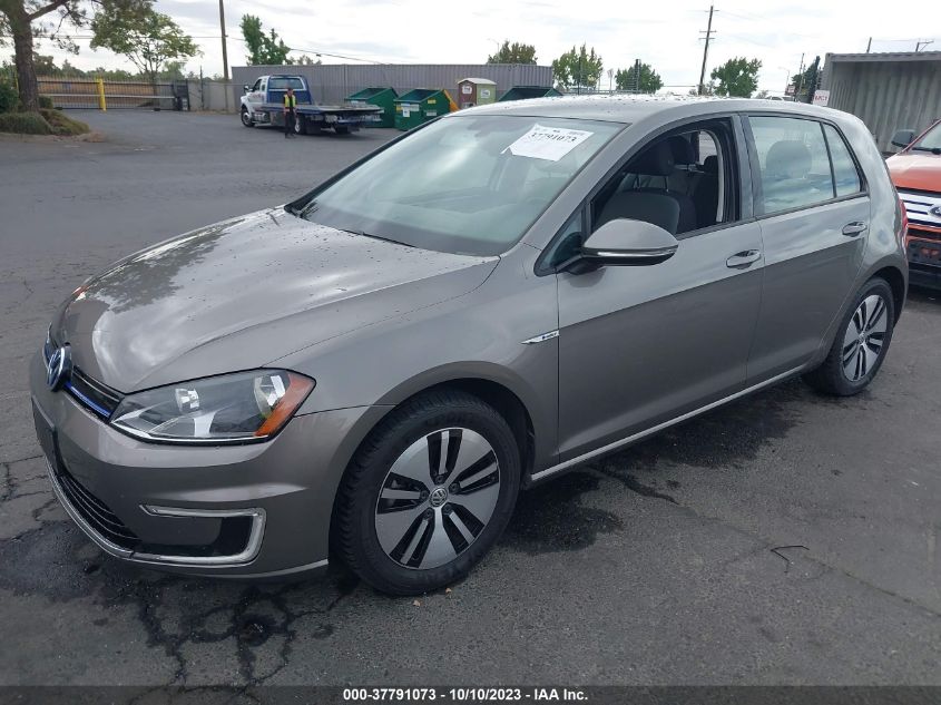2016 VOLKSWAGEN E-GOLF SE - WVWKP7AU4GW914726