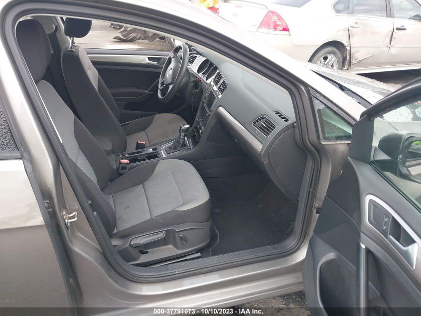 2016 VOLKSWAGEN E-GOLF SE - WVWKP7AU4GW914726
