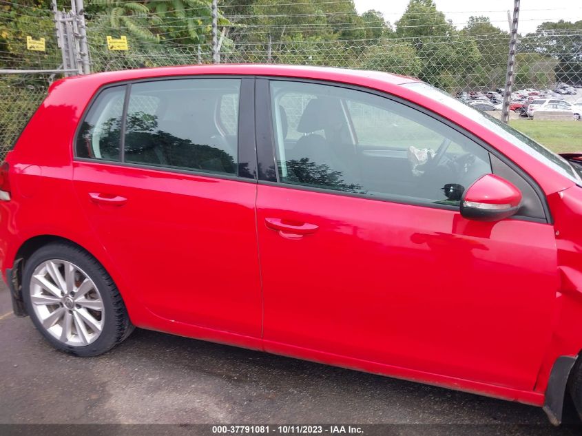 2013 VOLKSWAGEN GOLF TDI W/SUNROOF & NAV - WVWDM7AJ6DW114092