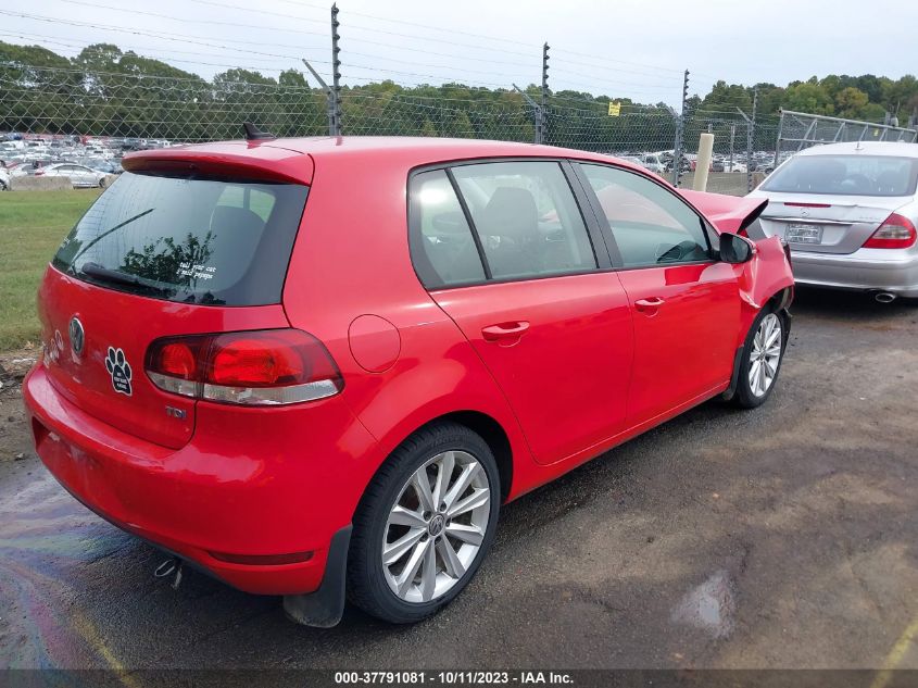 2013 VOLKSWAGEN GOLF TDI W/SUNROOF & NAV - WVWDM7AJ6DW114092