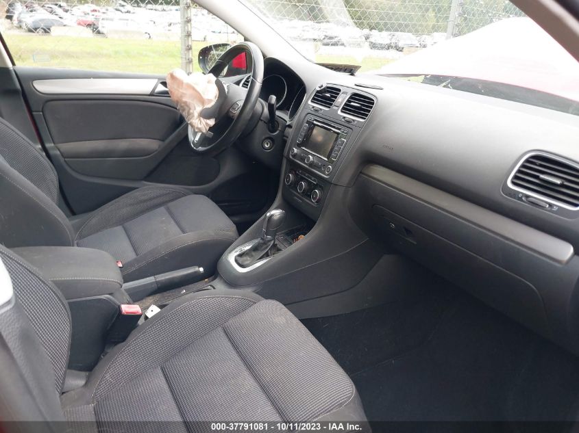 2013 VOLKSWAGEN GOLF TDI W/SUNROOF & NAV - WVWDM7AJ6DW114092