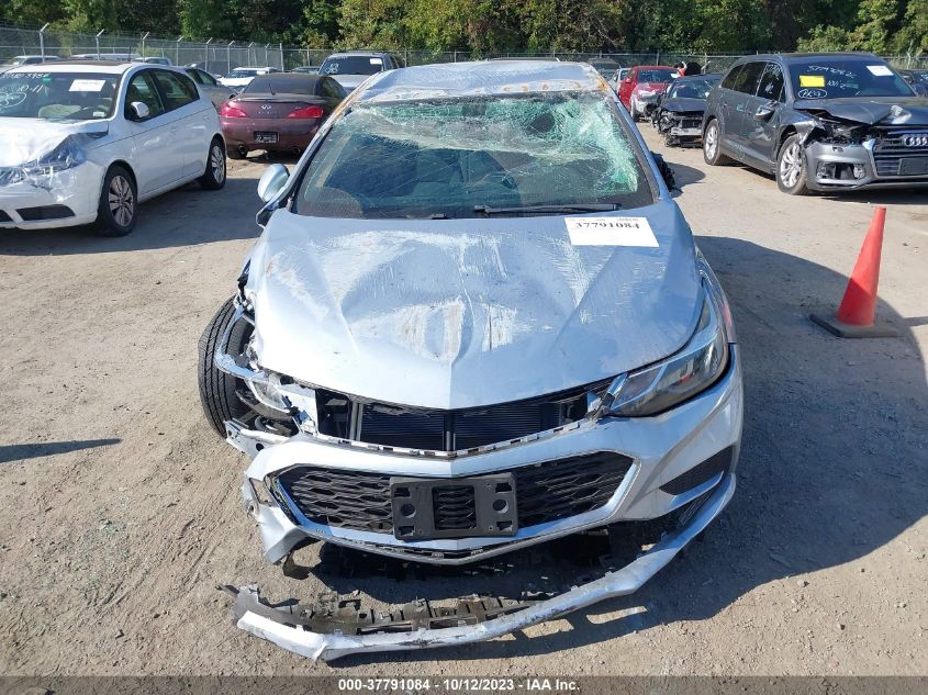 2018 CHEVROLET CRUZE LT - 1G1BE5SM4J7197120