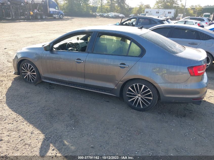 2015 VOLKSWAGEN JETTA SEDAN 1.8T SPORT - 3VWD17AJ5FM403408