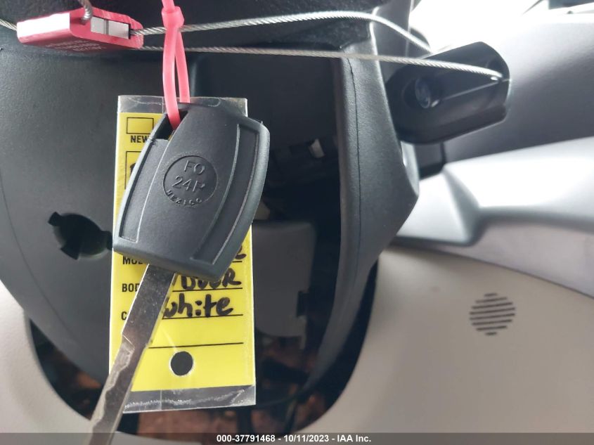 2015 FORD ESCAPE SE - 1FMCU0GX9FUB71024