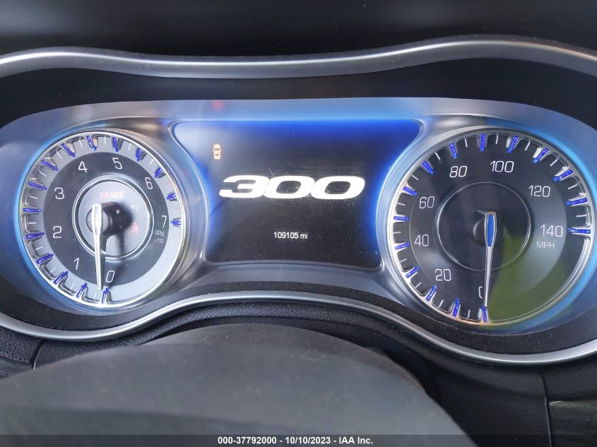 2015 CHRYSLER 300 LIMITED - 2C3CCAAG1FH931234