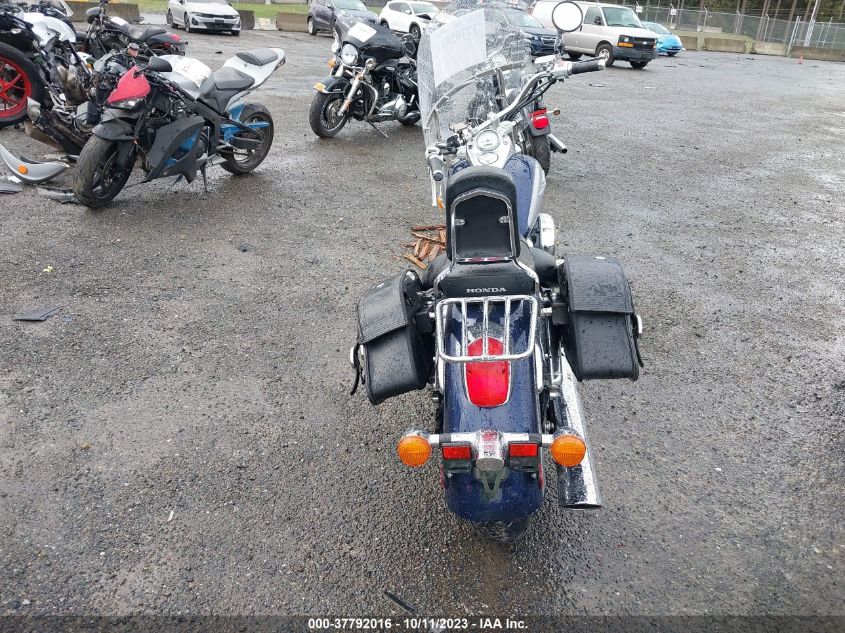 2001 HONDA VT750 CD2 JH2RC44681K501459