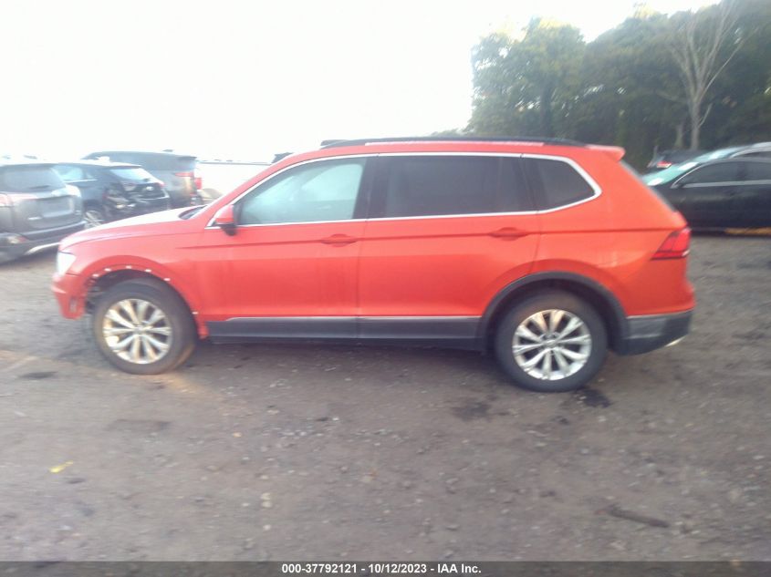 2018 VOLKSWAGEN TIGUAN SEL/SE - 3VV3B7AXXJM160284