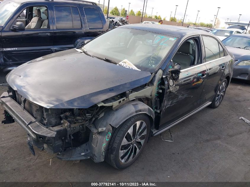 2016 VOLKSWAGEN JETTA SEDAN HYBRID SEL PREMIUM - 3VW637AJ1GM380181