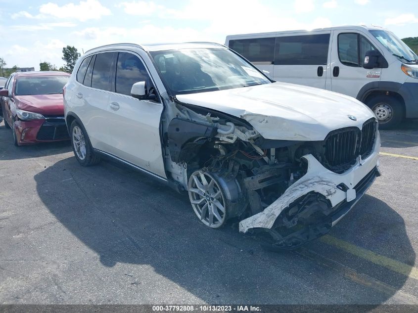 5UXCR4C08LLT19265 BMW X5 SDRIVE40I 6