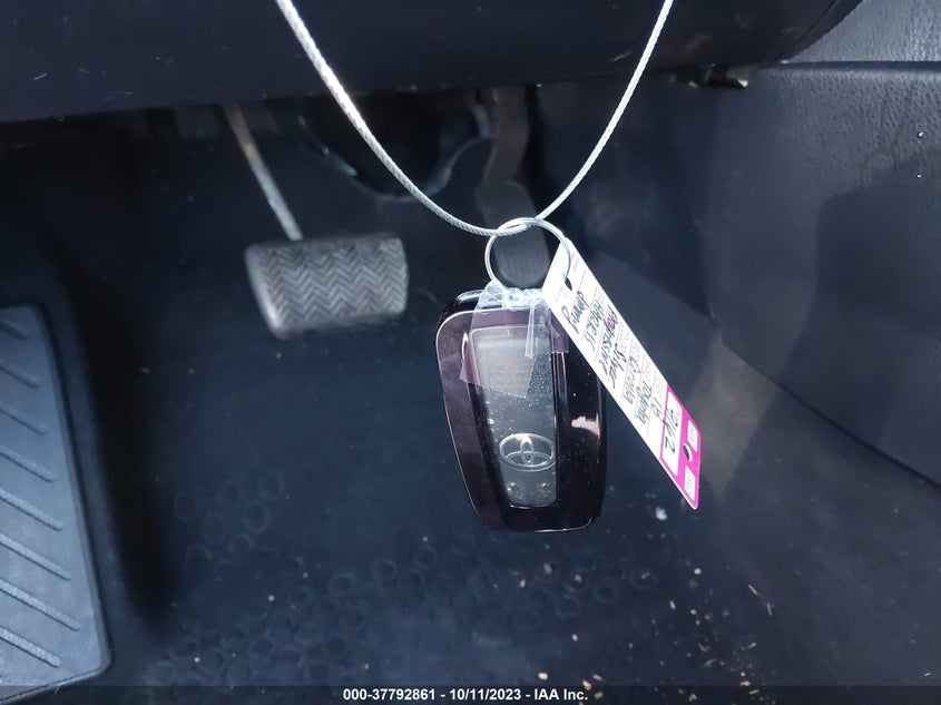 VIN 2T1BURHE3JC116589 2018 TOYOTA COROLLA L/LE/XLE/SE/XSE