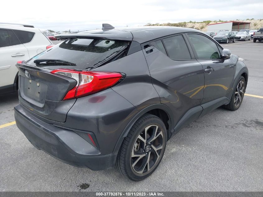 JTNKHMBX4L1074194 Toyota C-HR LE/XLE/LIMITED 4