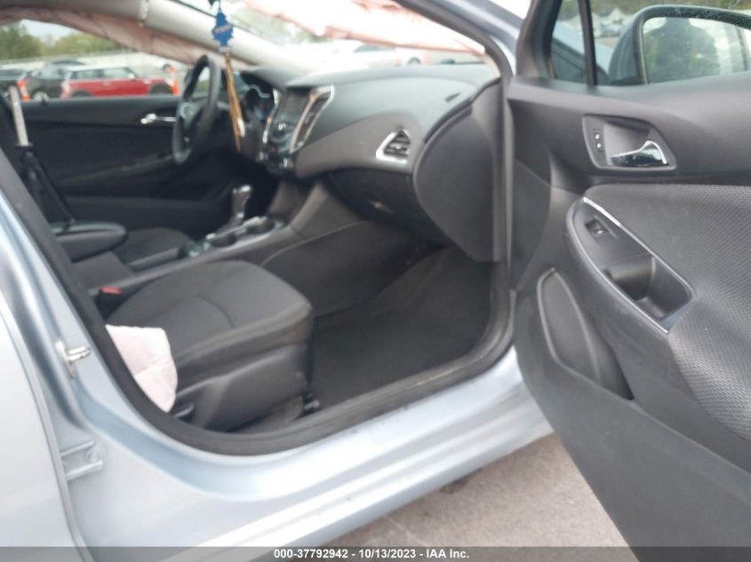 2017 CHEVROLET CRUZE LT - 1G1BE5SM6H7213523