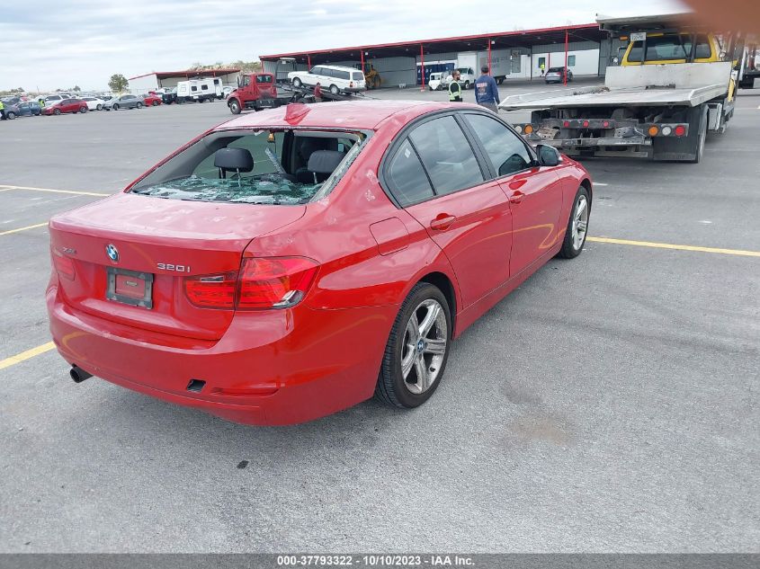 2014 BMW 3 SERIES 320I XDRIVE - WBA3C3C55EP661404