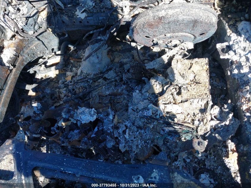 2014 NISSAN ROGUE SV - 5N1AT2MT3EC765796