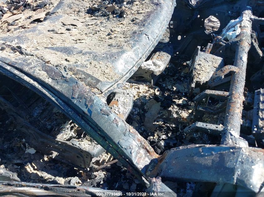 2014 NISSAN ROGUE SV - 5N1AT2MT3EC765796