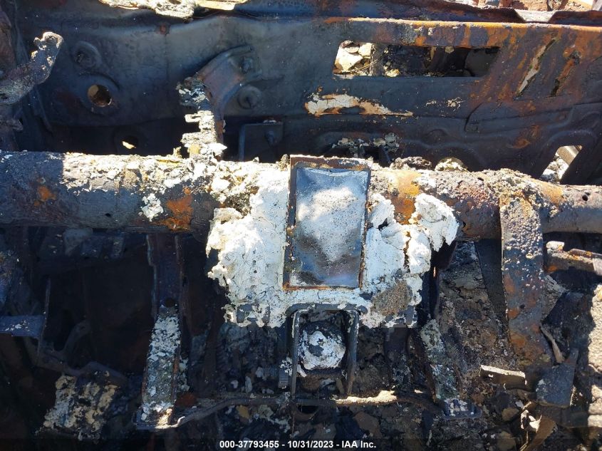 2014 NISSAN ROGUE SV - 5N1AT2MT3EC765796