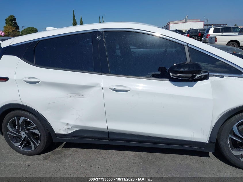 VIN 1G1FX6S02N4122647 2022 CHEVROLET BOLT EV 2LT