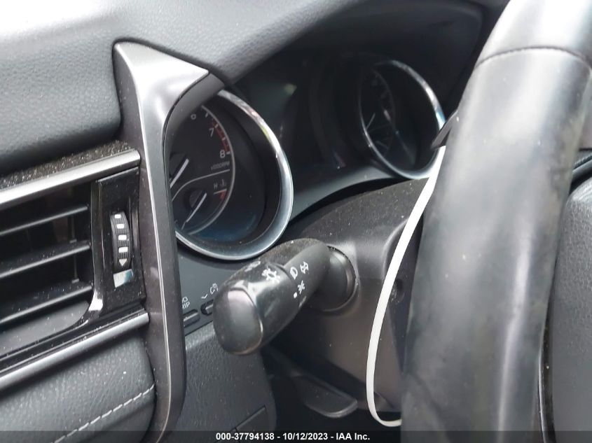 2019 TOYOTA CAMRY LE/SE/XLE/L - 4T1B11HK5KU173781