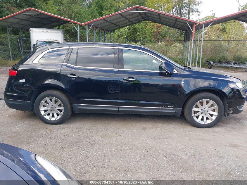 2018 LINCOLN MKT - 2LMHJ5NKXJBL01348