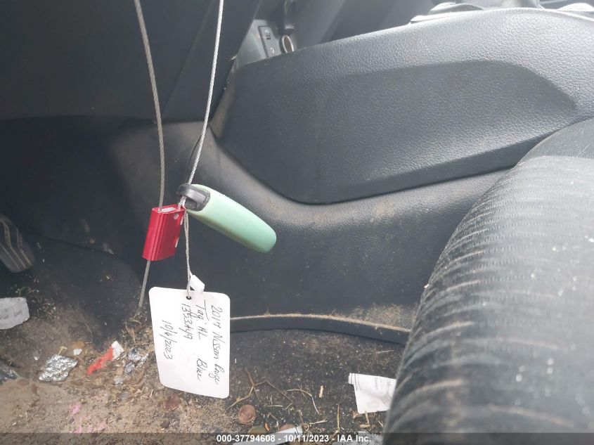 2017 NISSAN ROGUE SV - KNMAT2MT2HP569933