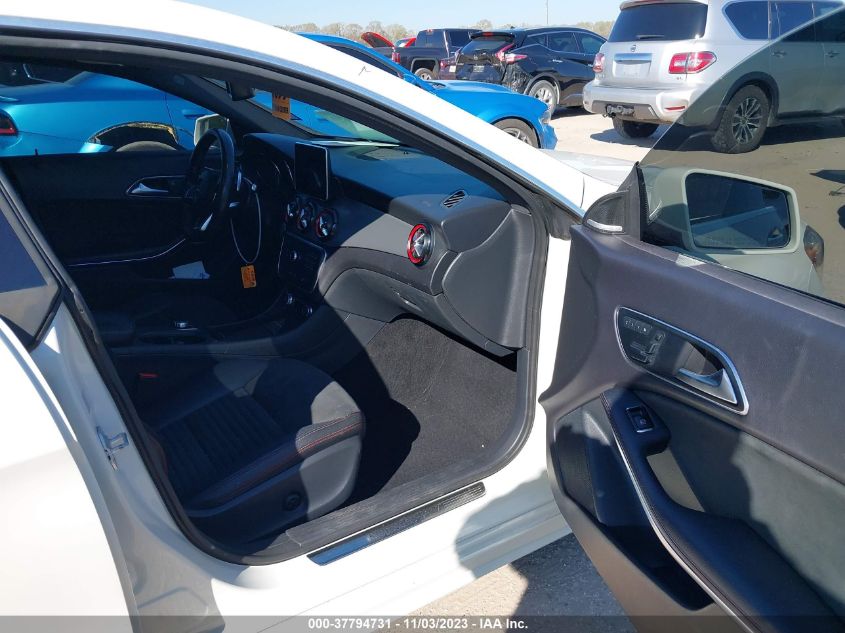 2015 MERCEDES-BENZ CLA 250 - WDDSJ4EBXFN165112
