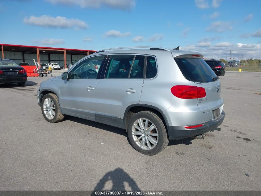 2016 VOLKSWAGEN TIGUAN SE - WVGAV7AXXGW607164