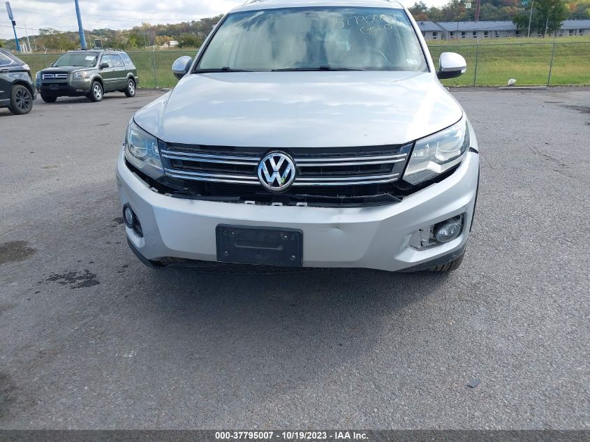 2016 VOLKSWAGEN TIGUAN SE - WVGAV7AXXGW607164