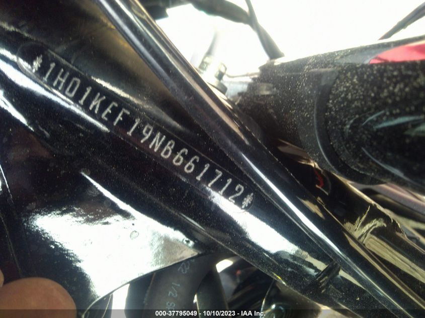2022 HARLEY-DAVIDSON FLHTK - 1HD1KEF19NB661712