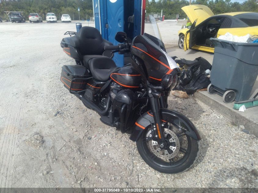 2022 HARLEY-DAVIDSON FLHTK - 1HD1KEF19NB661712
