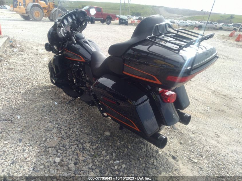 2022 HARLEY-DAVIDSON FLHTK - 1HD1KEF19NB661712