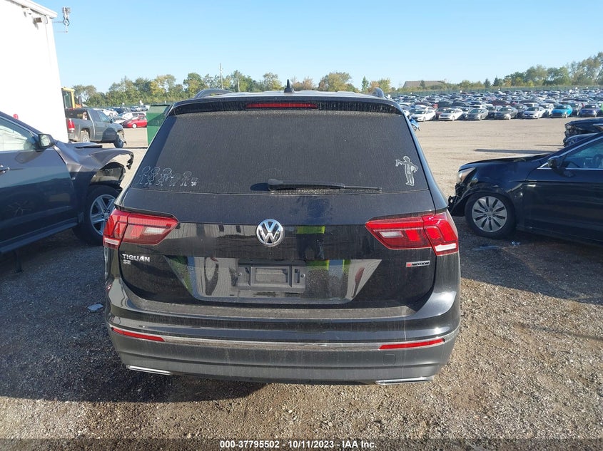 VIN 3VV2B7AX8MM055355 2021 VOLKSWAGEN TIGUAN SE/SE R-LINE BLACK/SEL