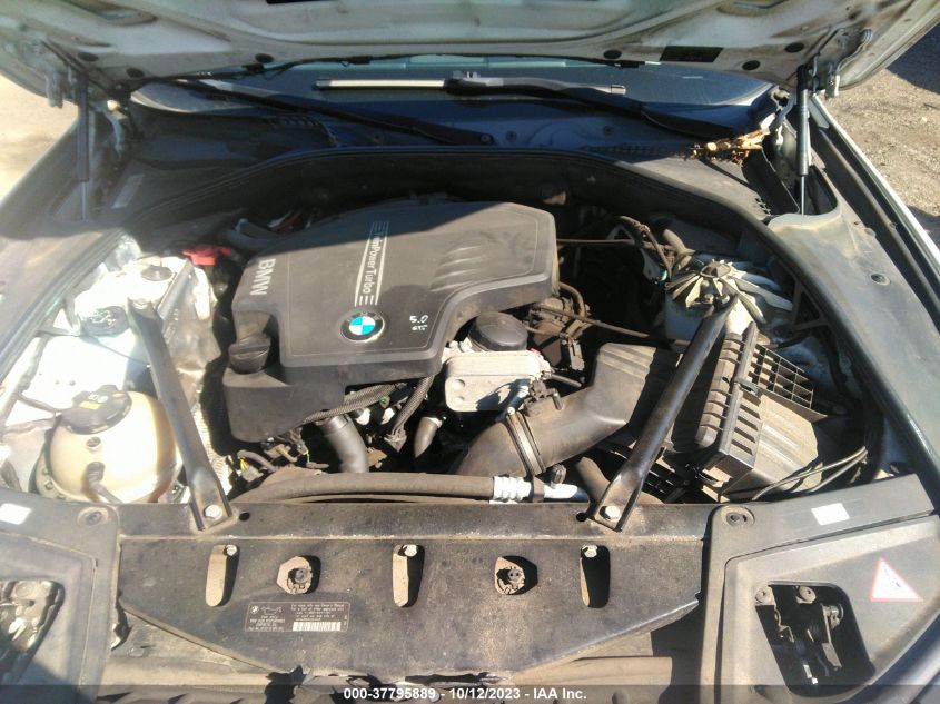 2015 BMW 5 SERIES 528I XDRIVE - WBA5A7C5XFD620906