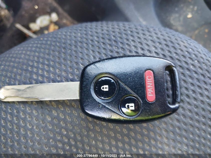 2013 HONDA FIT SPORT - JHMGE8H56DC003065