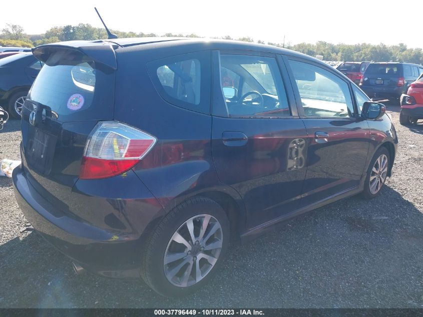 2013 HONDA FIT SPORT - JHMGE8H56DC003065
