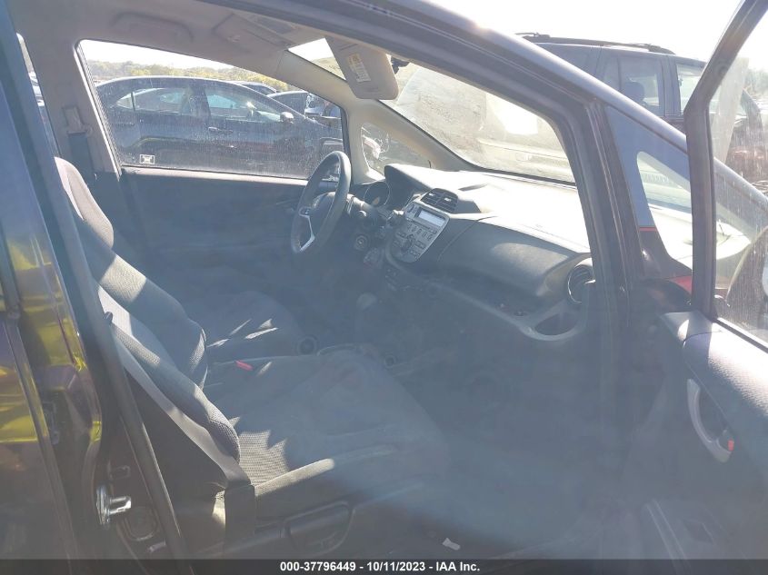 2013 HONDA FIT SPORT - JHMGE8H56DC003065