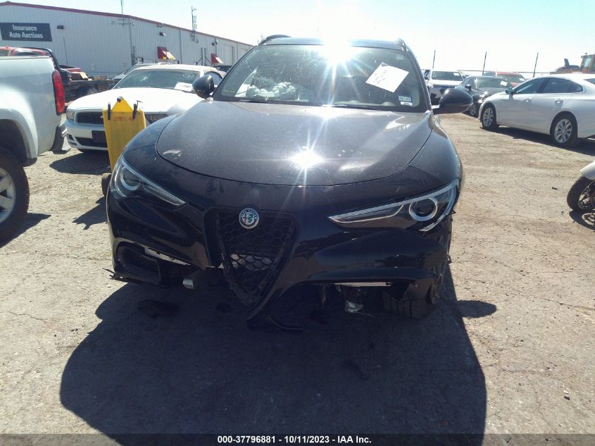 VIN ZASPAKANXK7C33970 Alfa Romeo Stelvio   2019 6