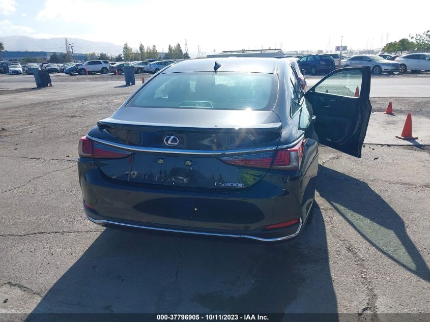 58AEA1C17MU009116 Lexus ES ES 300H LUXURY 16