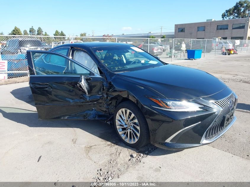 58AEA1C17MU009116 Lexus ES ES 300H LUXURY