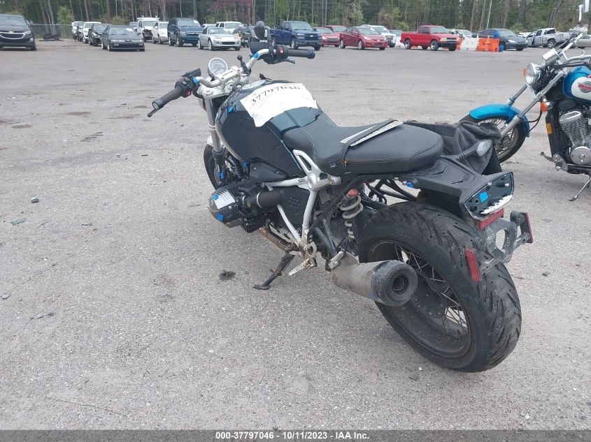 2023 BMW R NINE T PURE WB10L6308P6G34394