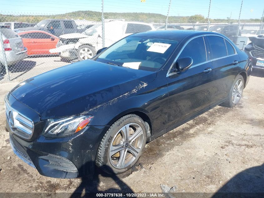 VIN WDDZF4KB8JA328554 2018 MERCEDES-BENZ E-CLASS E 300