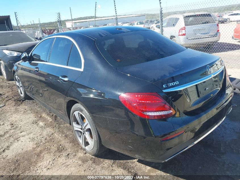 VIN WDDZF4KB8JA328554 2018 MERCEDES-BENZ E-CLASS E 300