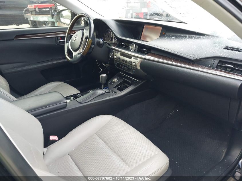 2013 LEXUS ES 350 4DR SDN - JTHBK1GG8D2025443