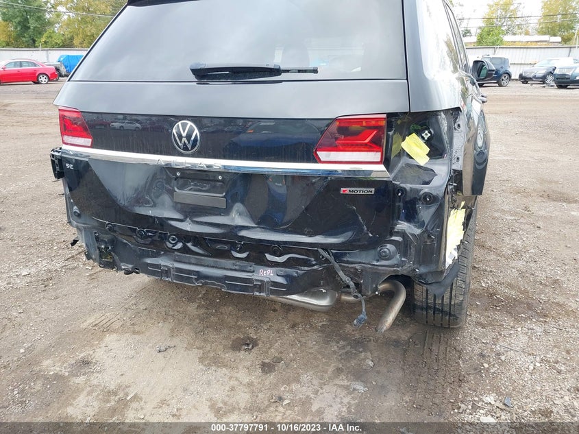 VIN: 1V2KP2CA4MC589528 2021 VOLKSWAGEN ATLAS 2.0T SE W/TECHNOLOGY