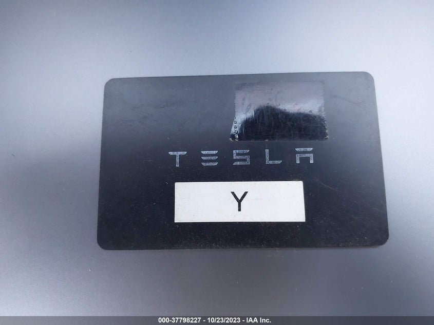 VIN 7SAYGDEFXNF392399 2022 TESLA MODEL Y
