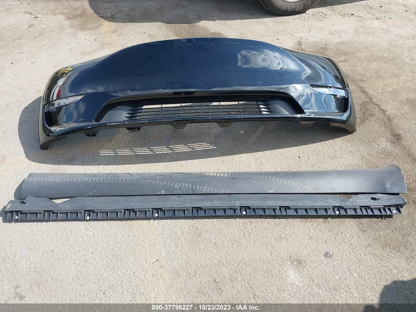 VIN 7SAYGDEFXNF392399 2022 TESLA MODEL Y