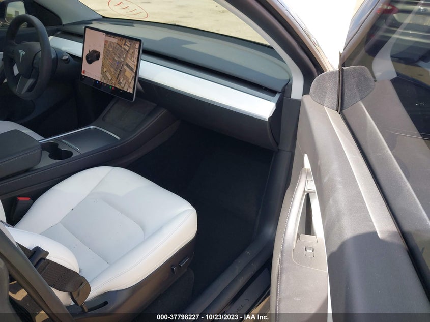 VIN 7SAYGDEFXNF392399 2022 TESLA MODEL Y