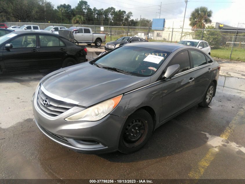 2013 HYUNDAI SONATA GLS - 5NPEB4AC8DH525977