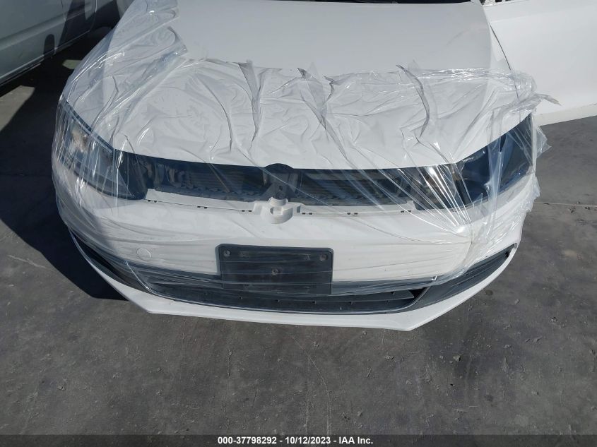 2013 VOLKSWAGEN JETTA SEDAN SE - 3VWDP7AJ0DM357305