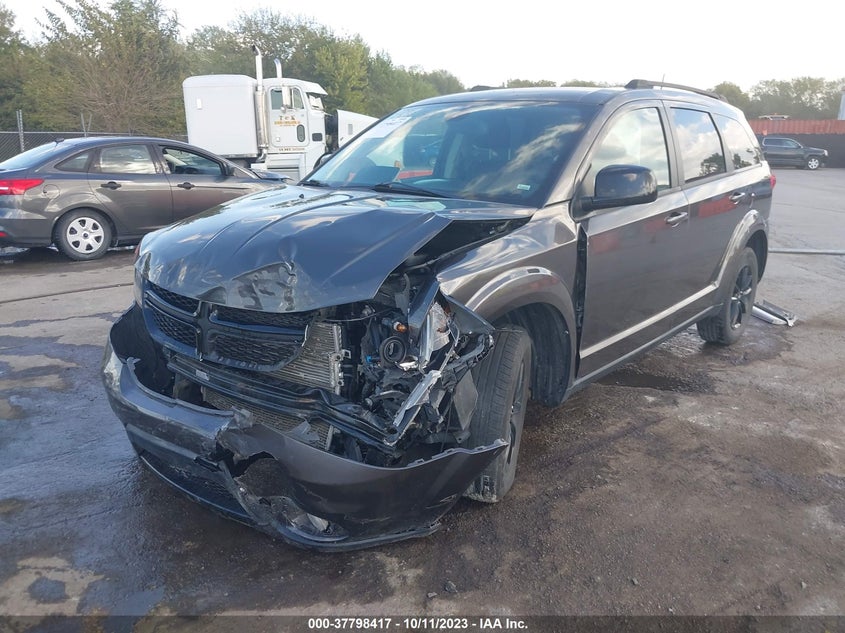 VIN 3C4PDCBB4KT816069 2019 DODGE JOURNEY SE